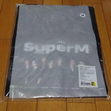 [미개봉] SuperM 티셔츠 M 사이즈