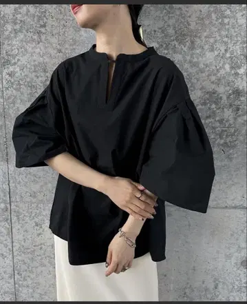 새상품 select MOCA by son 턱 슬리브 스모크 셔츠