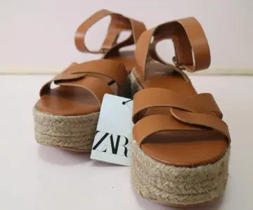 미사용 새상품 ZARA 에스파드리유 샌들 구르카 샌들 24.5 통굽