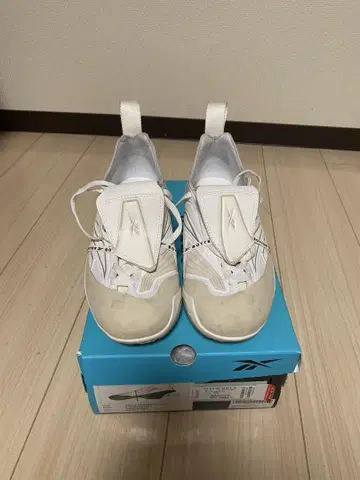 botter 리복 화이트