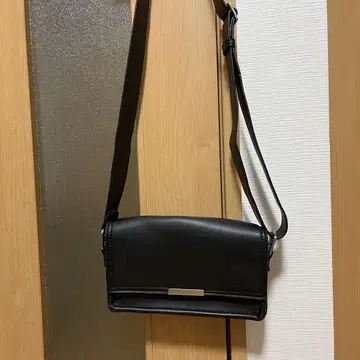 ZARA 블랙 숄더백