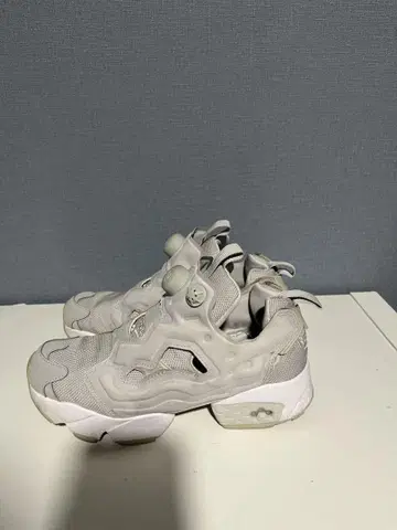 리복 펌프 퓨리 그레이 23cm