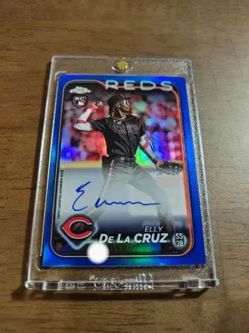 Topps Chrome ELLY DE LA CRUZ RC AUTO 150
