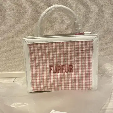 FUR FUR 트위드 로고 토트백 미사용 새상품 택 포함 한정판 체크