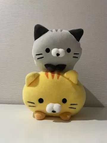 고양이와 새끼 고양이 봉제 인형 세트