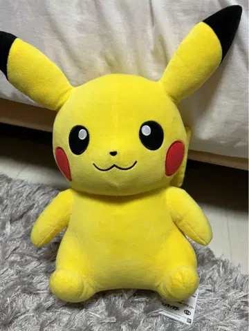 택 포함 새상품 피카츄 엄청 폭신폭신 봉제 인형