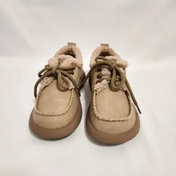 보송보송 보아 통굽 레이스업 슈즈 브라운 23.5cm 따뜻한 캐주얼