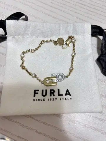 FURLA 훌라 팔찌 큐빅 골드 x 실버