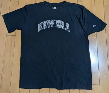 NEW ERA 블랙 티셔츠 X LARGE