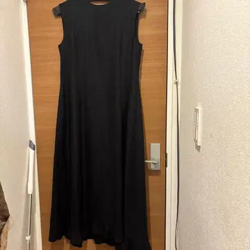 에부르 린넨 블랙 원피스 밑단 프릴 36 사이즈