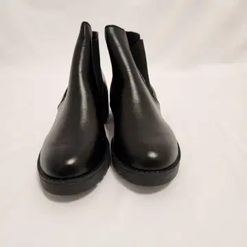 [새 상품] 사이드 고어 부츠 숏부츠 블랙 와이드 힐 24cm 상당