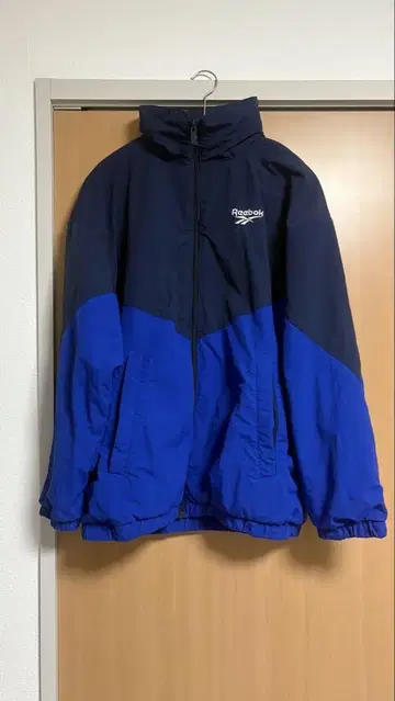 Reebok 나일론 자켓 네이비/블루