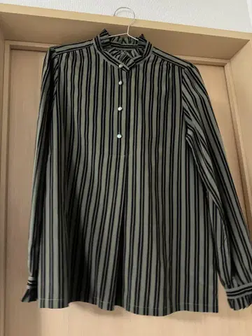 A.P.C 아페쎄 패턴 블라우스