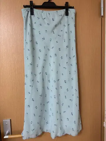 로라 애슐리 꽃무늬 스카이블루 롱 스커트 일본 사이즈 7