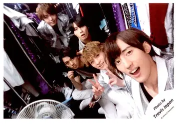 TravisJapan 18년 셀카 기획 혼합 공식 사진 *1장