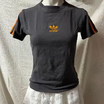 맥브링 피치 t adidas 헤이세이 갸루 Y2K 그런지 상의