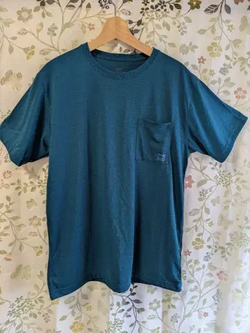 Helly Hansen 틸 티셔츠 포켓 부착