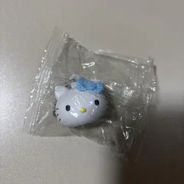 산리오 마스코트 캡 참 헬로키티 립 캡 가챠