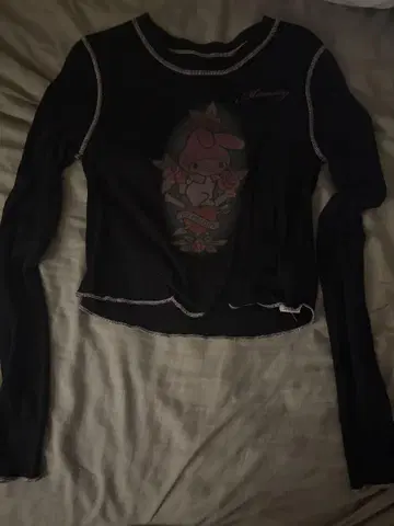 MM KU HEART LS TSJ / 마이멜로디 하트 론T moussy