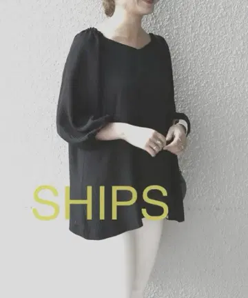[새상품급] SHIPS 볼륨 소매 블라우스