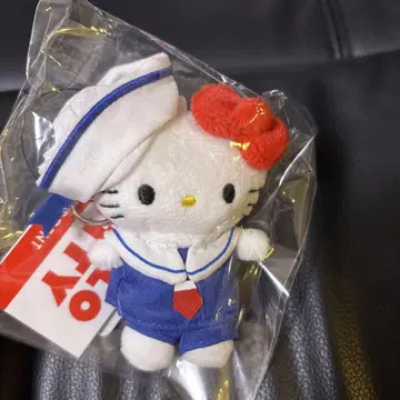 로리즈팜 Me% 마스코트 키링 헬로키티 세일러