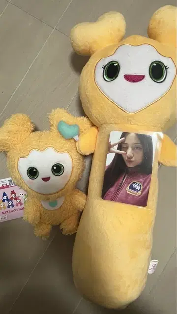 TWICE 지브리 [트레이딩 카드 포함]