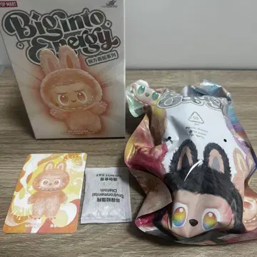 POP MART 에너지에 푹 빠져! 러브브 행복
