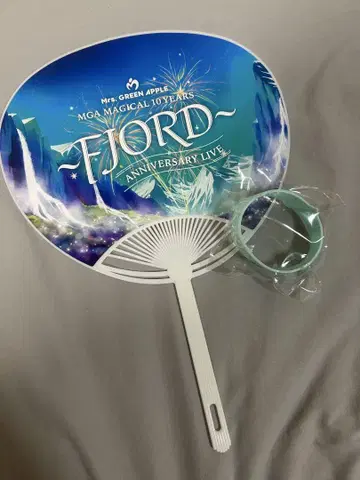 Mrs. GREEN APPLE FJORD (피요르드) 러버 밴드, 부채
