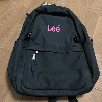 택 포함 미사용 새상품 Lee 핑크 로고 백팩