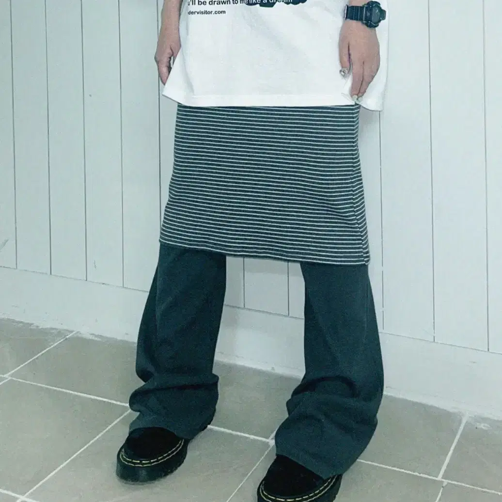 【Shalom】BUDDY BUDDY TEE MULTI SHALOM Buddy Buddy Tee - Multi | International Store