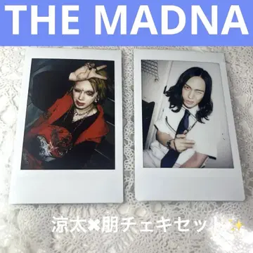 THE MADNA 료타 토모 폴라로이드