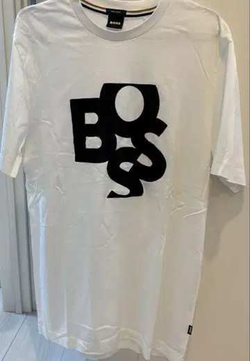 BOSS 화이트 티셔츠 로고 M 사이즈