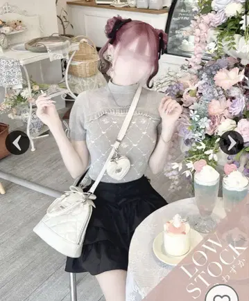 미사용 새상품 미셸 마카롱 MW 모노그램 탑 XS