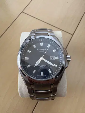 CITIZEN Eco-Drive 티타늄 손목시계