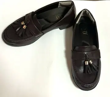 다크 브라운 태슬 로퍼