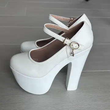 새상품급: 웨딩 신발 15cm 힐