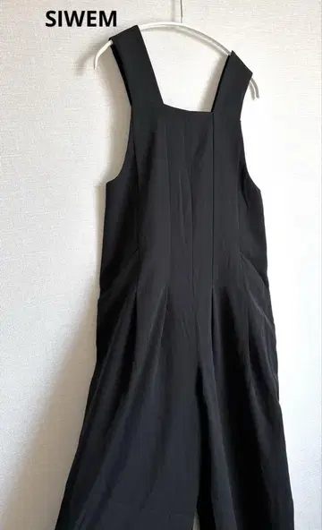 SIWEM 시움 살로펫 COMFORT TUCK JUMPSUIT S