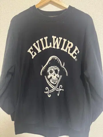 EVILWIRE evilwrie 이블와이어 해골 로고 맨투맨 XL