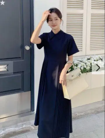 벌스데이 바쉬 원피스 CLASSICAL MONA DRESS