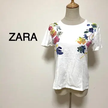 ZARA 화이트칼라 꽃무늬 T셔츠