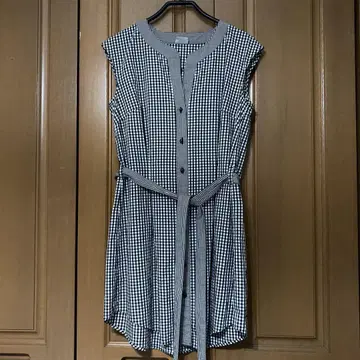 깅엄 체크 슬리브리스 셔츠 블라우스
