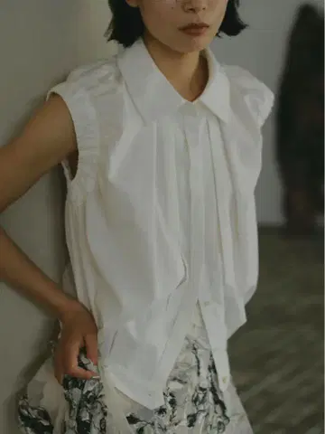 BALLOON COMPACT SHIRT 화이트