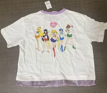 세일러문 USJ 한정판 반팔 티셔츠 M 사이즈 미사용 새상품 택 포함