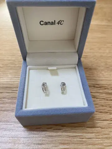 Canal 4C 실버 후프 귀걸이