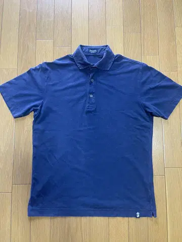 돌모어 카노코 피케 셔츠