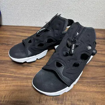 인스타펌프 퓨리 샌들 지퍼 27cm 리복