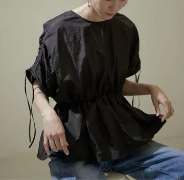 SALON adam et rope' 셔링 슬리브 블라우스