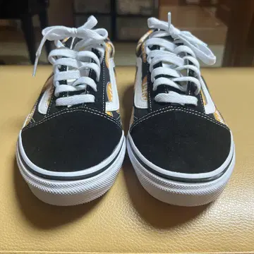 Vans 1966 로고 스니커즈 블랙/화이트