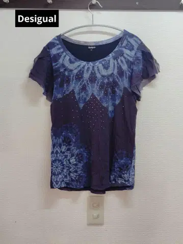 Desigual M 사이즈 꽃무늬 반팔 상의 [A]