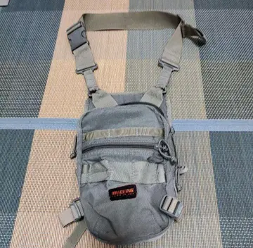 BRIEFING 브리핑 FLIGHT LIGHT DROP POUCH
